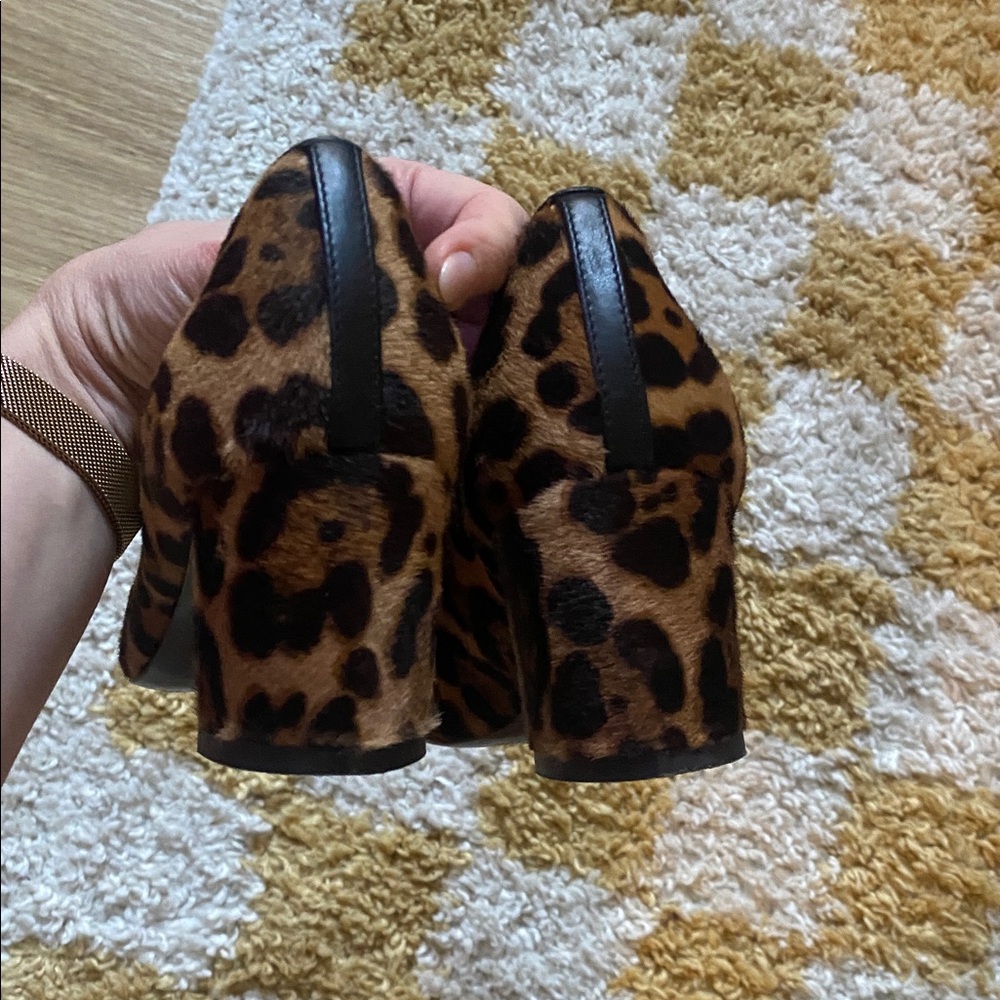 Stuart Weitzman EveryDay Calf Hair Leopard Print Block Heels - Picture 4 of 7